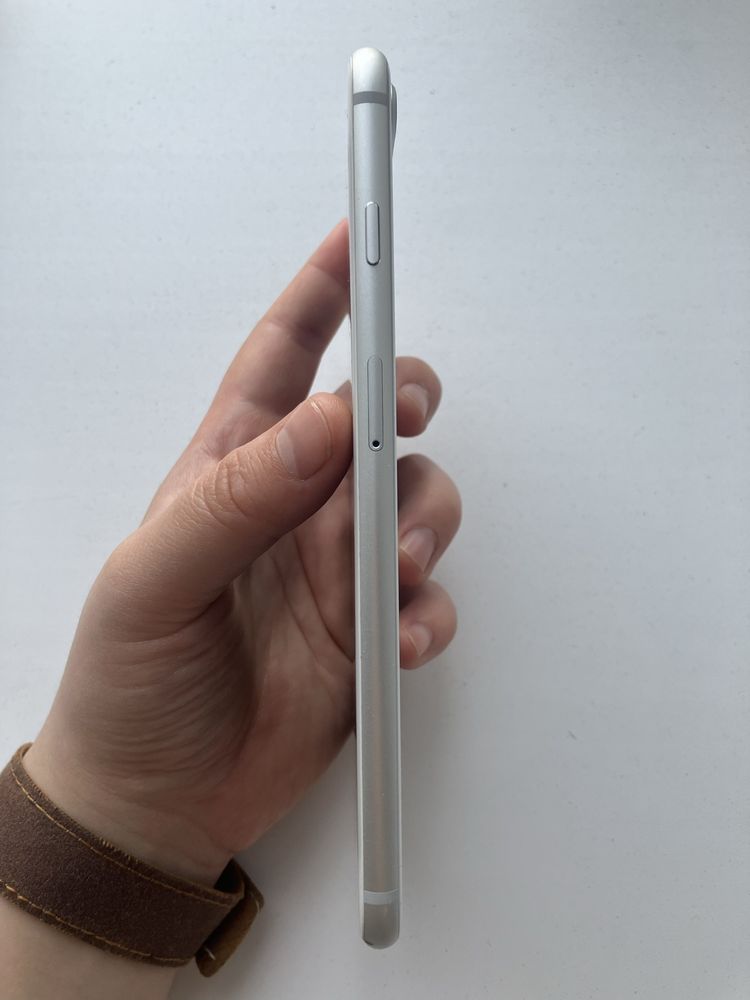 Продам iphone 8 plus +