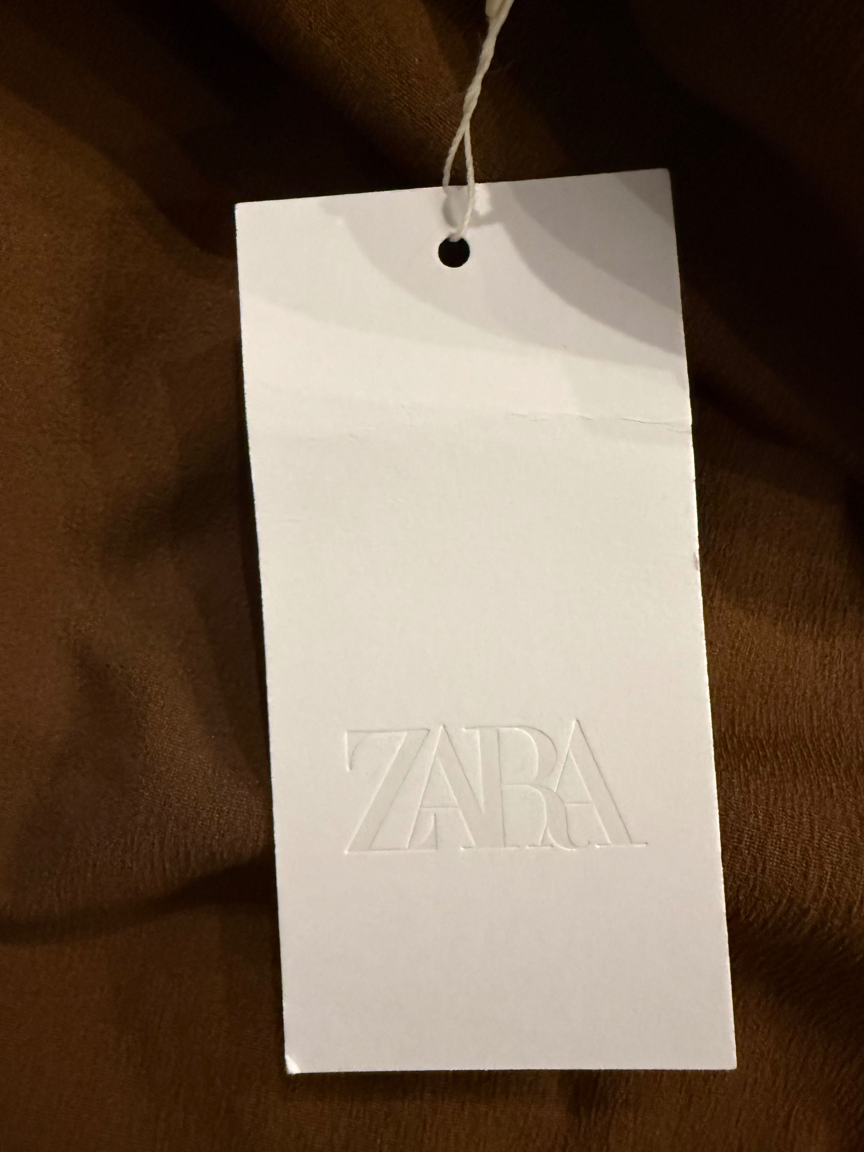 Пола от Зара. GATHERED MINI SKIRT Размер S