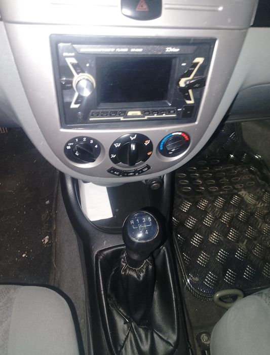 Vând Chevrolet Lancet an fabricație 2006,motor 1.6 benzina plus gpl la