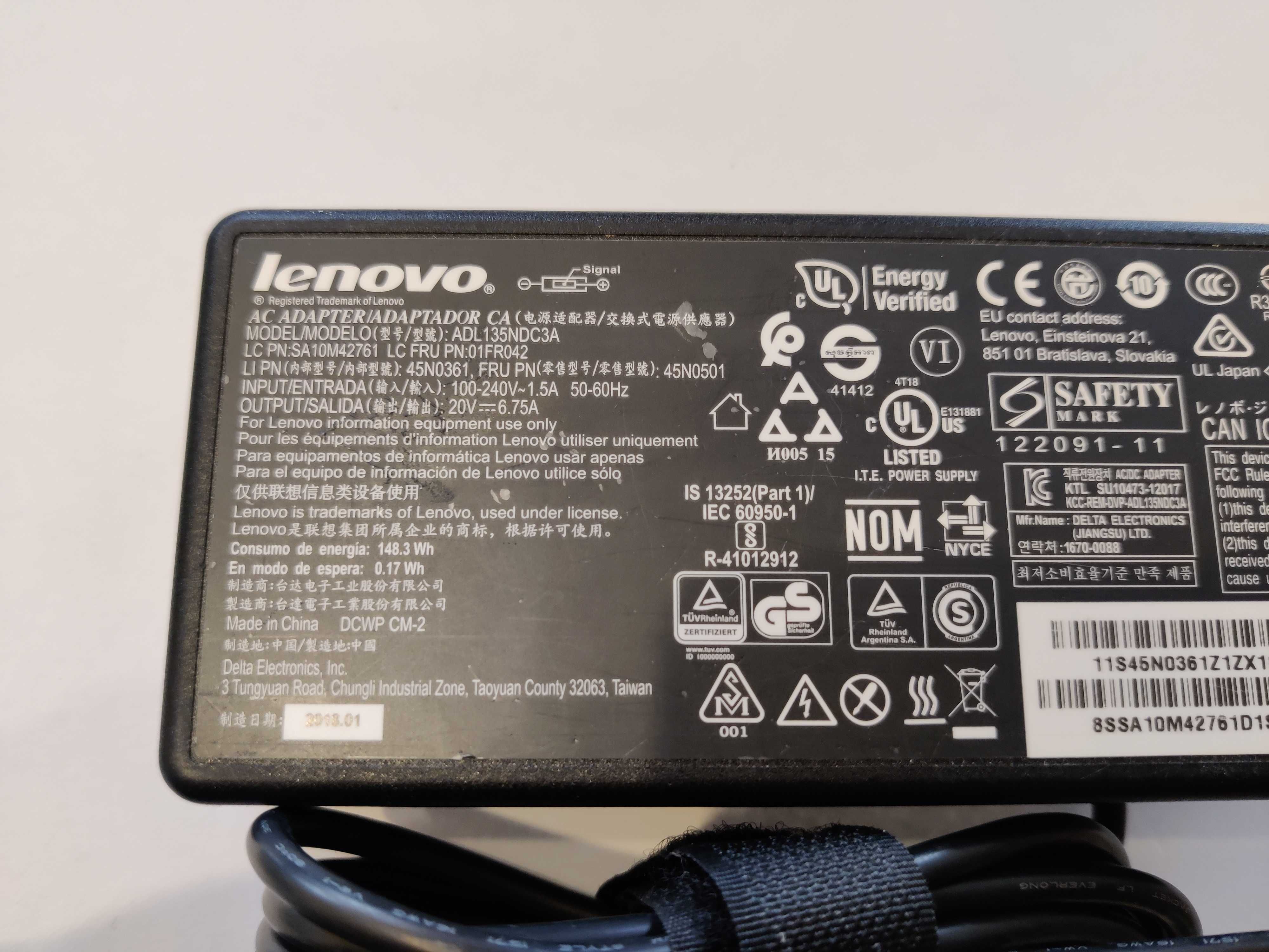 Захранващ адаптер AC Adapter Lenovo Notebook 20V 6.75A 135W Slim тънък