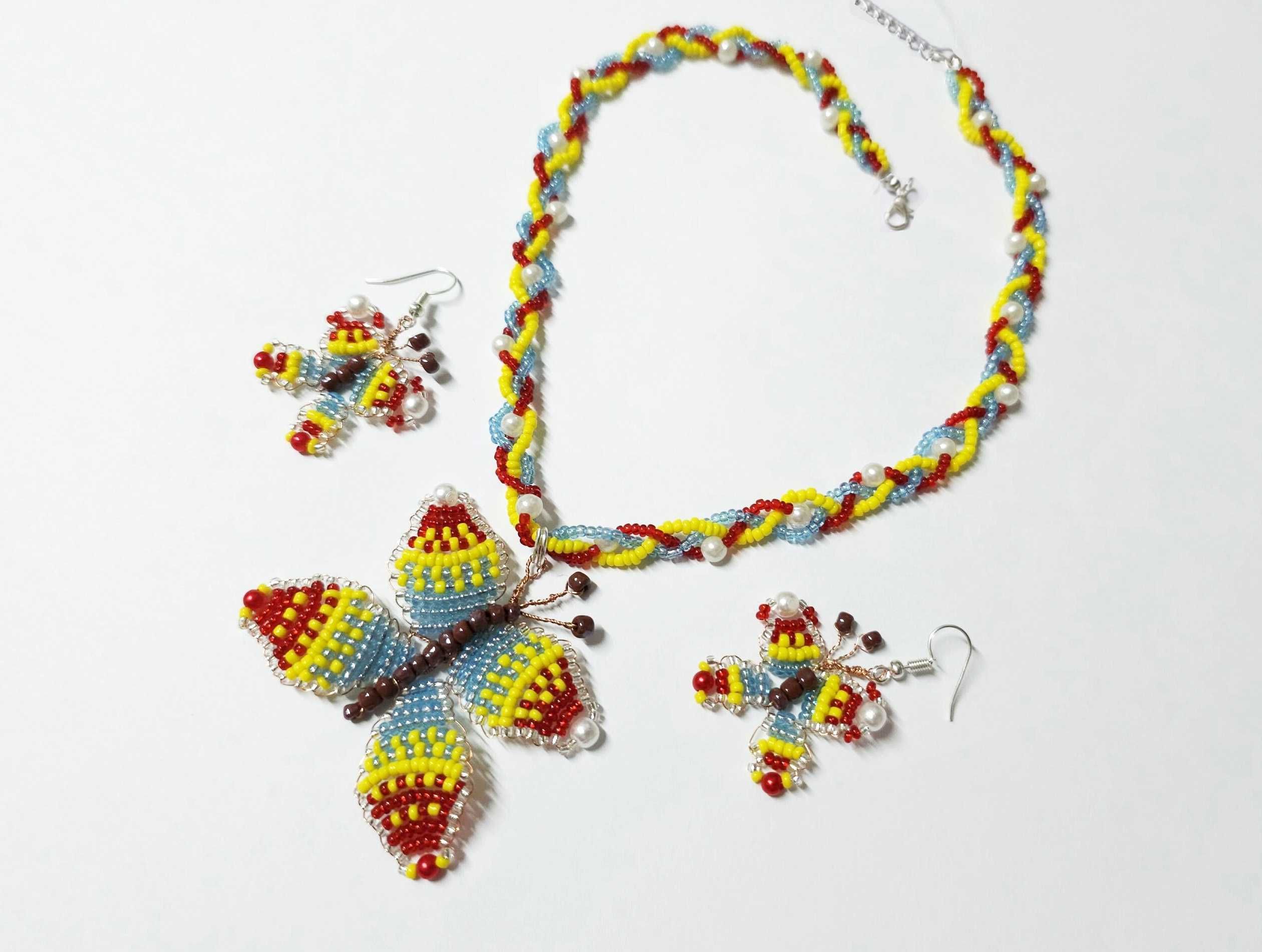 Set fluturasi tricolori, veseli, colier si cercei, unicat margele