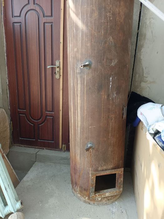 Титан чугунний буйи 1.5 метр .Б/у. Адрес кора камич