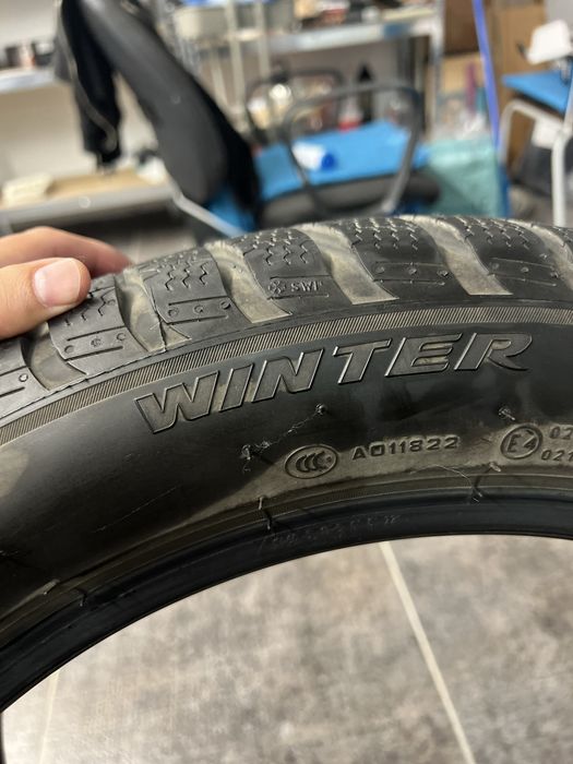 Зимни гуми Pirelli 245/45/ R18