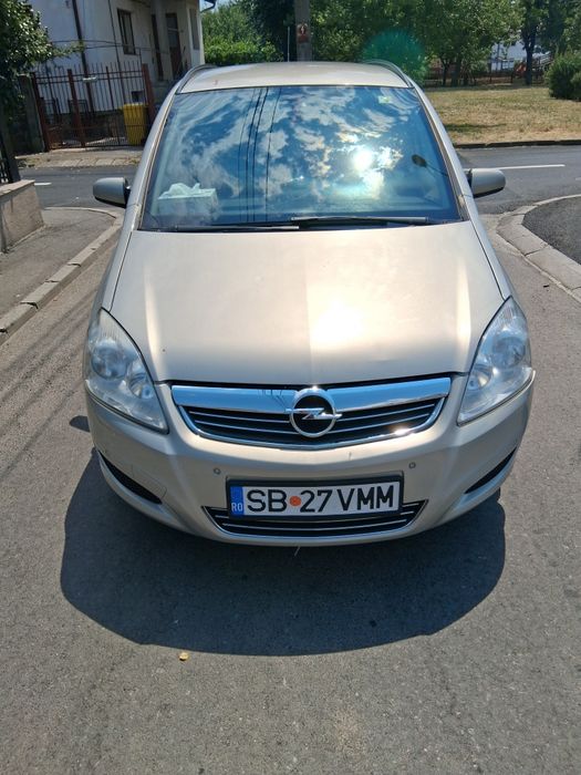 vand opel zafira 2009 motor 1.7 disel 7 locuri
