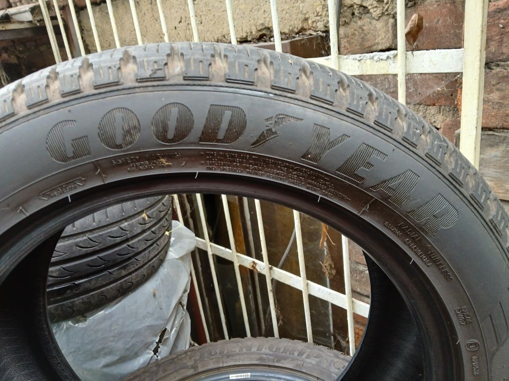 4бр. Гуми "Goodyear  235 55 18 SUV