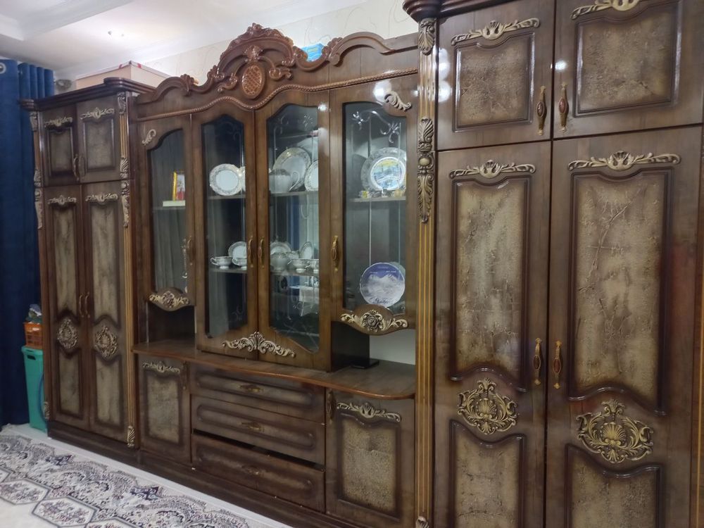 Мебель стенька для гостиной/СРОЧНО