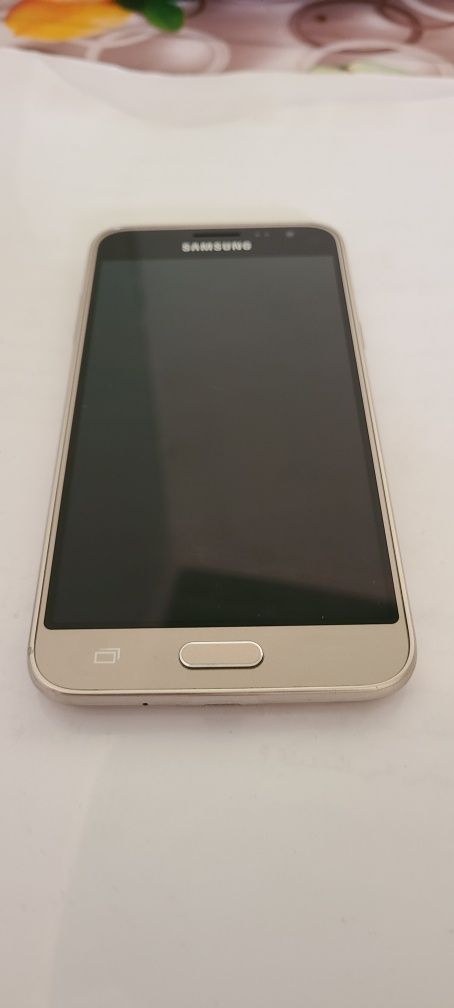 Samsung galaxy j3 2016