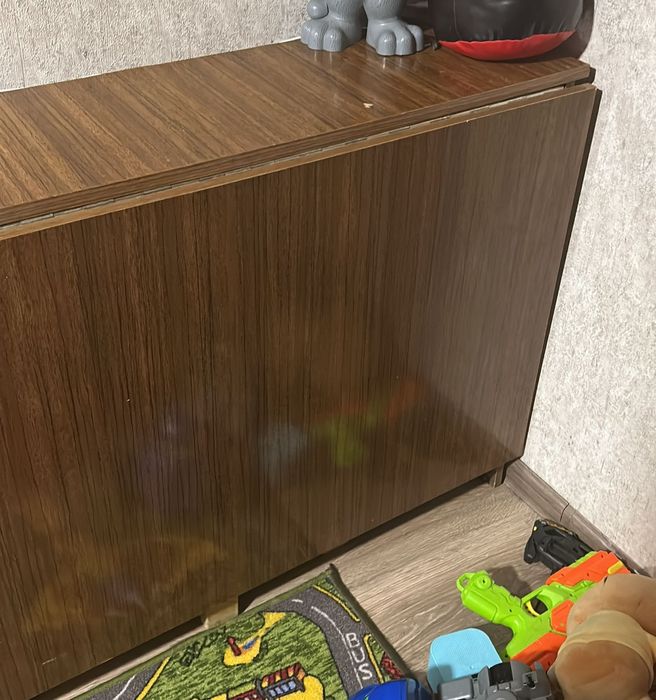 Стол книжка продам