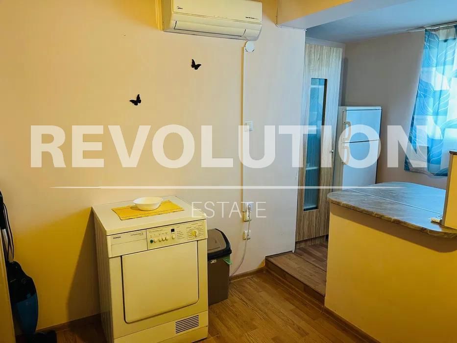 Дава се под наем Тристаен апартамент в Варна, ВИНС - 100 кв.м за 350 € - Снимка #6