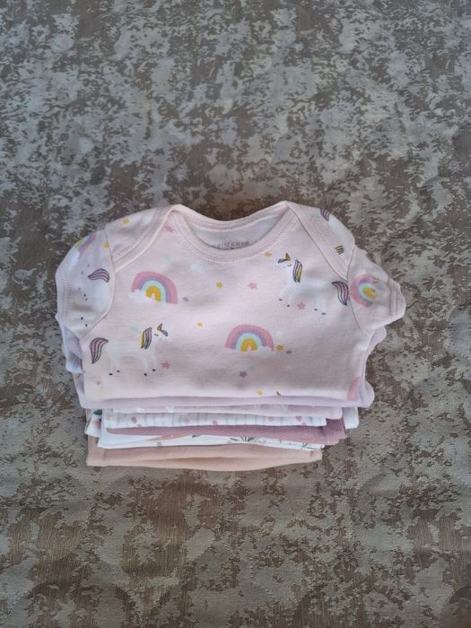 Бодита, ромпъри и гащеризони за момиче и момче – само по 1-2 лв!