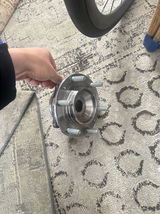 запчасть ступица hundai  staria