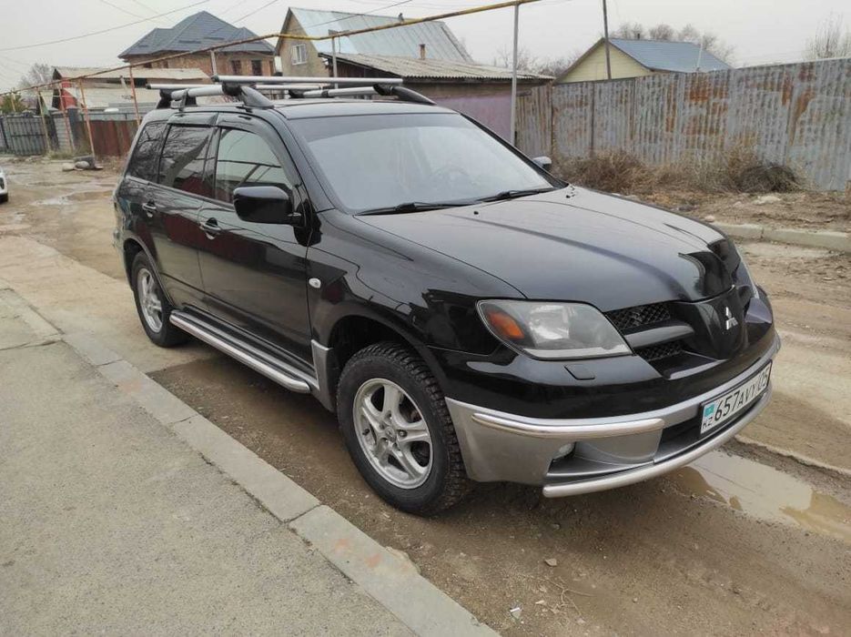 Продам митсубиси  оутландер