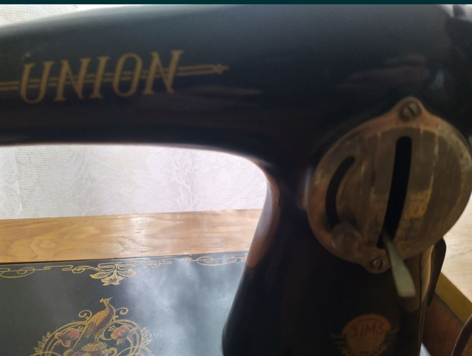 Автентична крачна шевна машина Union
