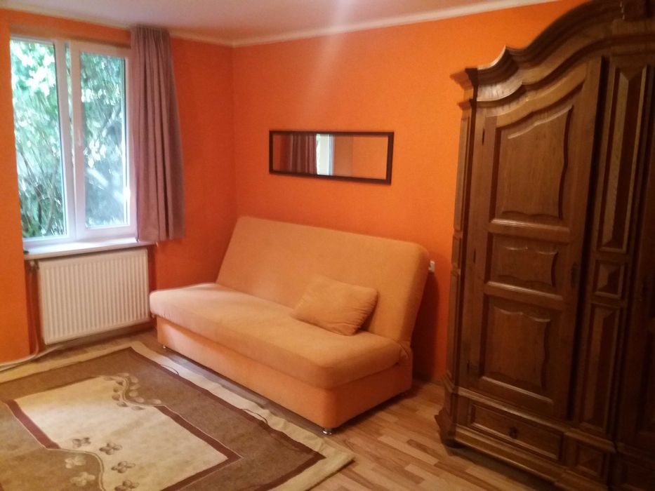 Garsoniera de inchiriat