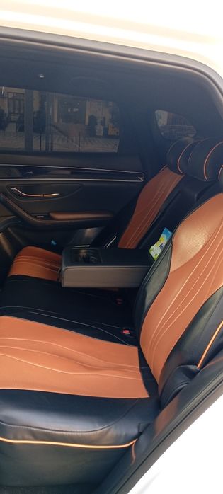 BIZNES KLASS TAKSI. Toshkent va Oʻzbekiston boʻylab.