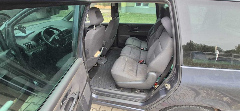 VW Sharan 1.9 TDi 130 Cp 2005 cu 7 Locuri