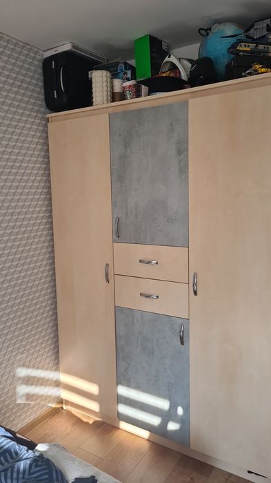 Mobila camera copii tineret (șifonier + comode)