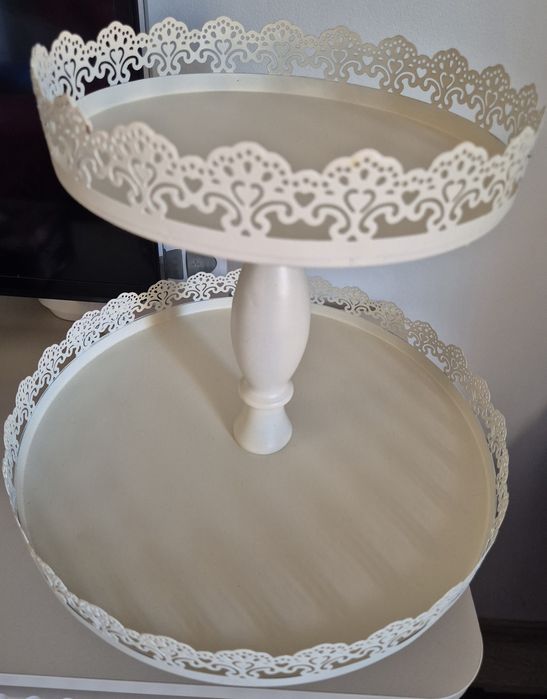 Platou/Suport/Etajera metalica de prajituri si fructe candy bar