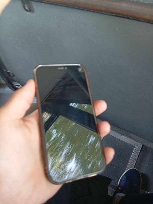 Iphone 12 250 $.