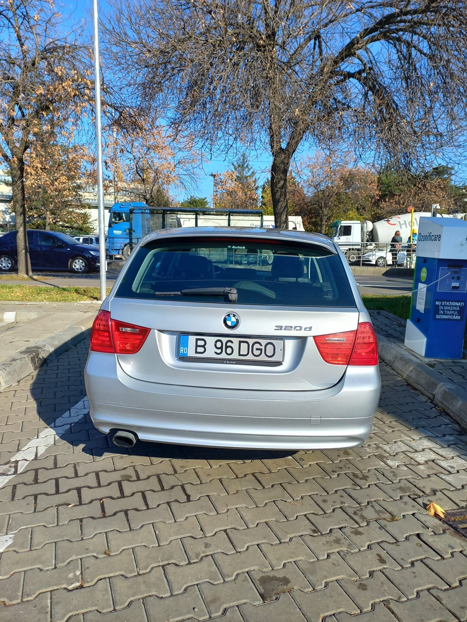 BMW seria 3 arata foarte bine.