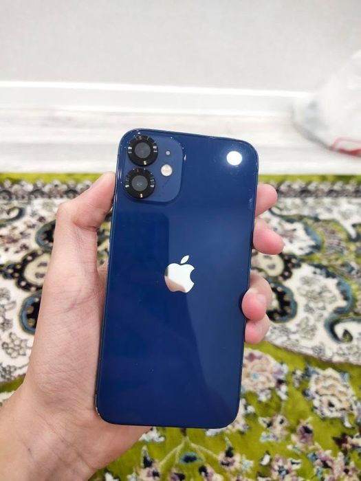 Продам iPhone 12 Mini