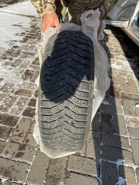 Комплект шин с дисками