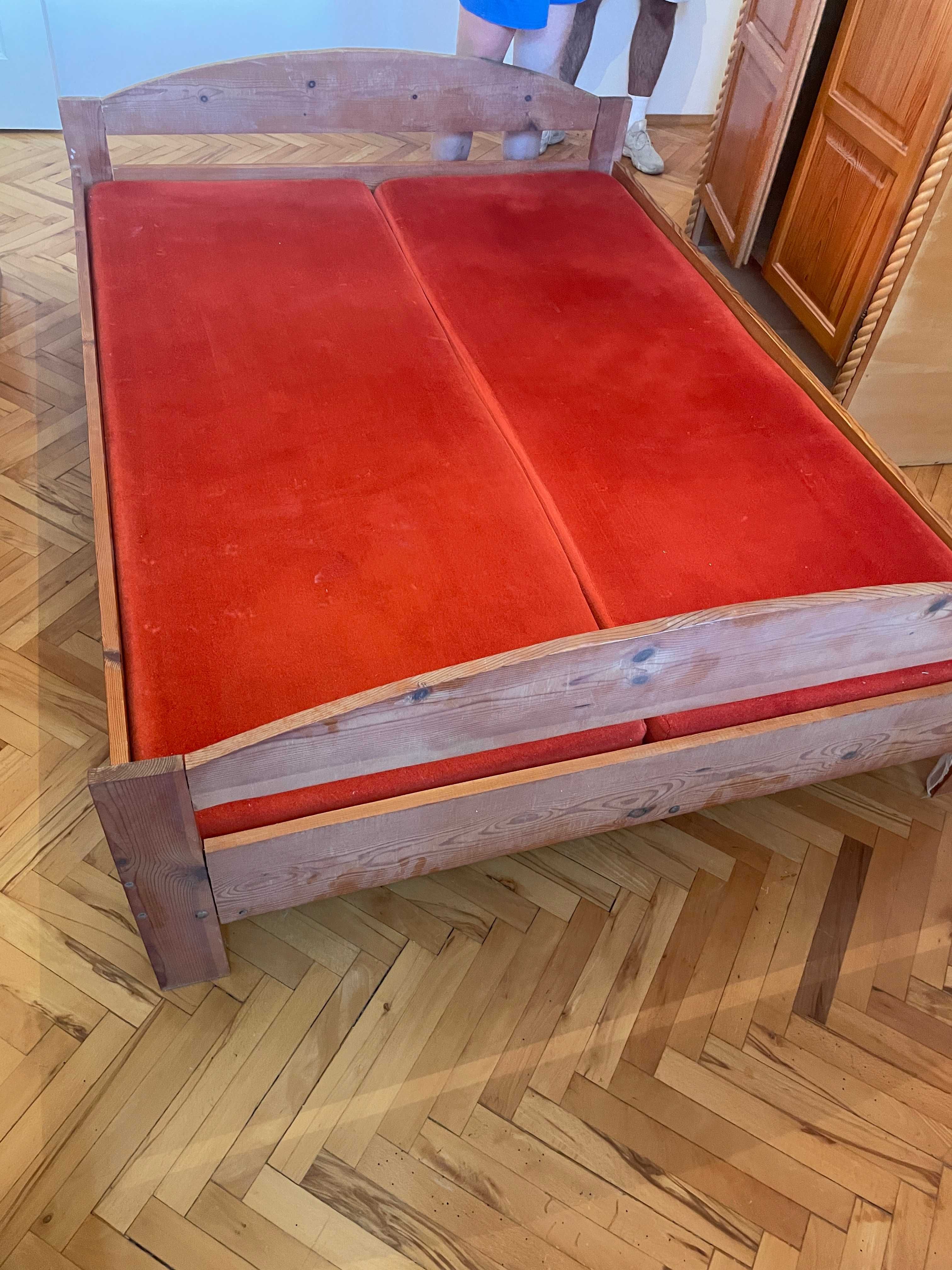 Комплект Дървени Мебели за Спалня от Масив