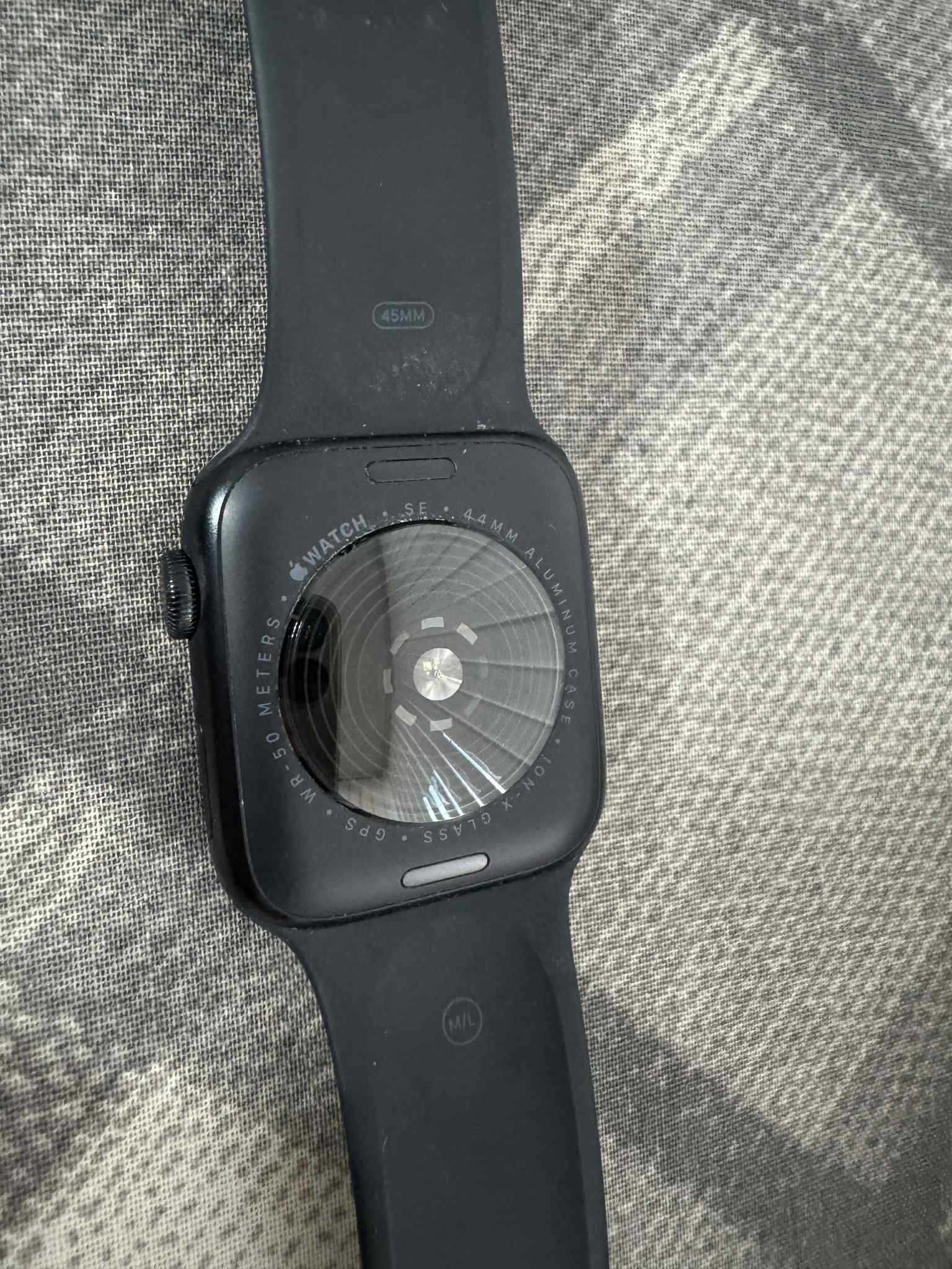 Apple Watch SE (2022) 44mm
