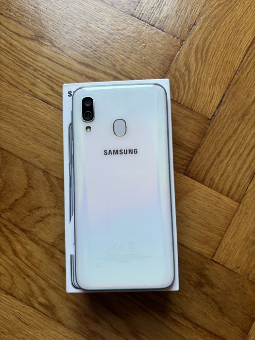 Samsung Galaxy A40 de 64 Gb Dual White