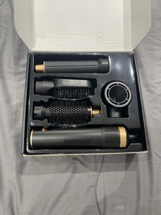 Сешоар и стилизираща четка 5 в 1