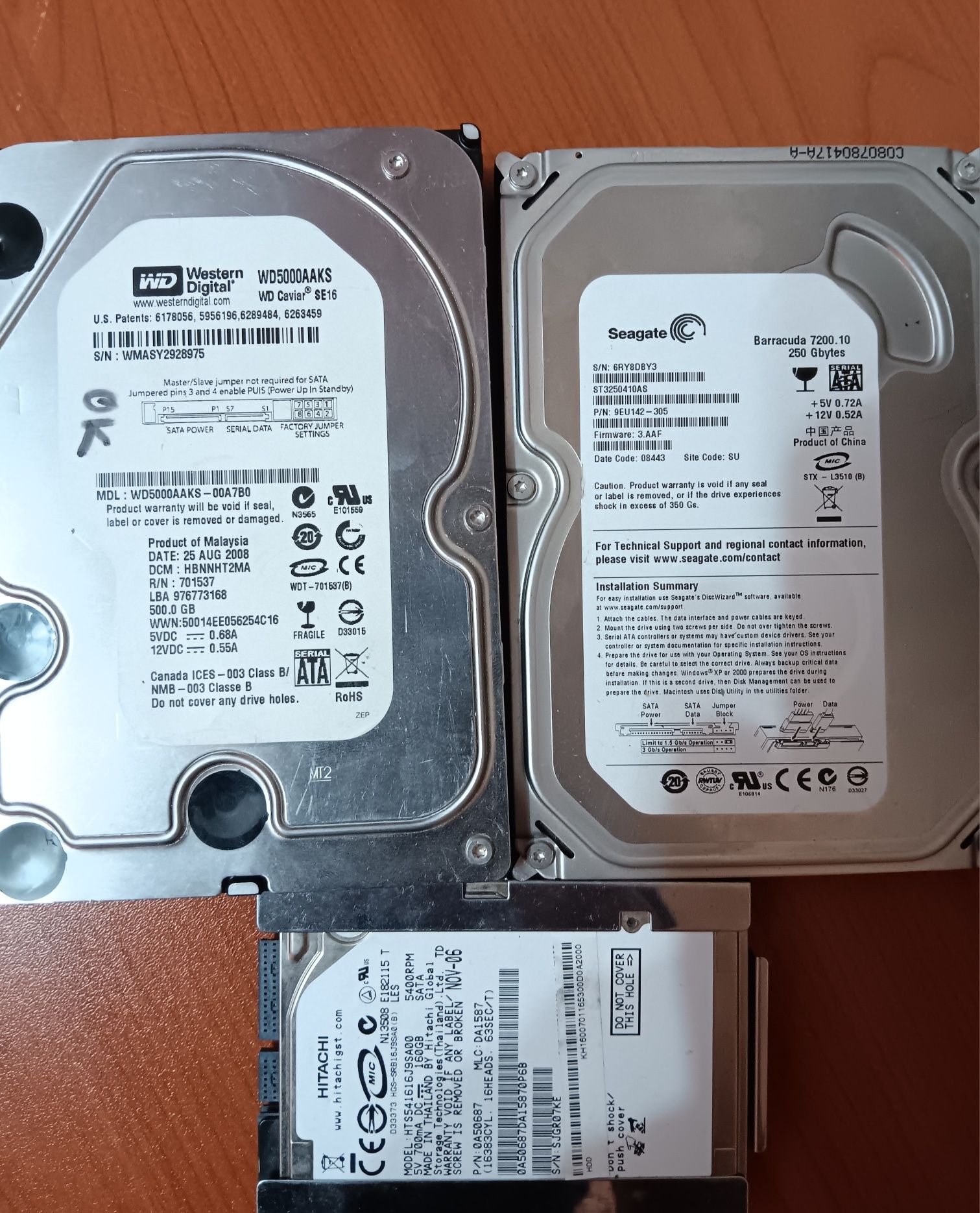 Hard-disk-uri WD Seagate Hitachi