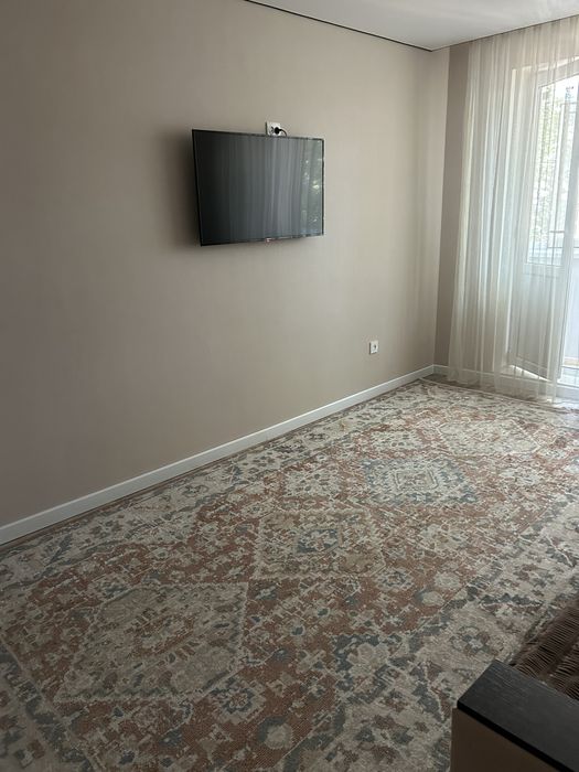 4 мкр .Азия Молл