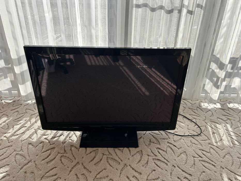 Plasma TV Panasonic 106cm