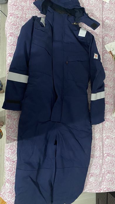 Спец комбез Зимааа размер 46/48 новый