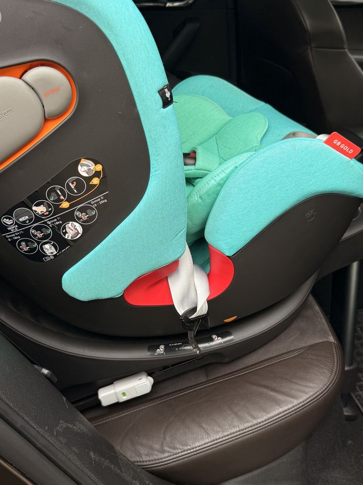 Scaun auto GB cu baza isofix