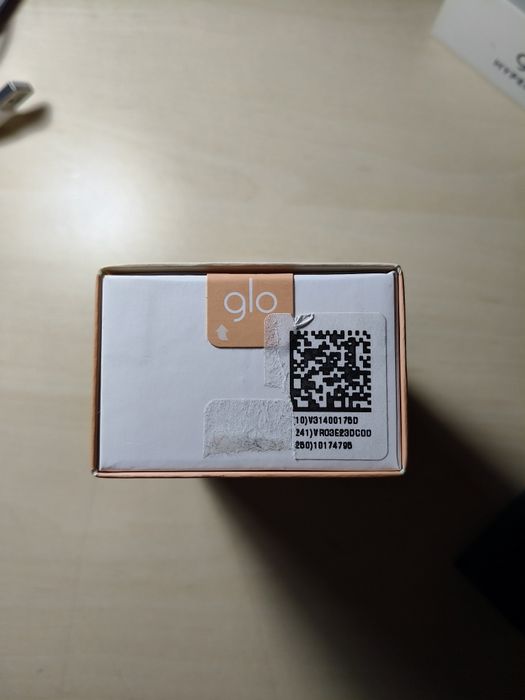 Doua glo-uri la pret de unu