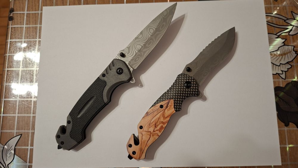 Briceag / cuțit pliabil  ( 2 modele diferite )