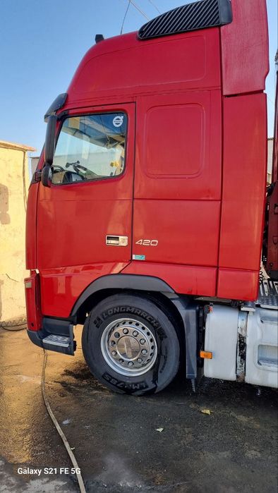 VOLVO + KRONE прицеп сотилади