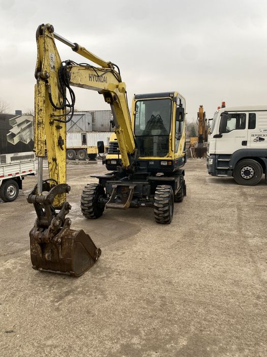 Экскаватор Hyundai 55