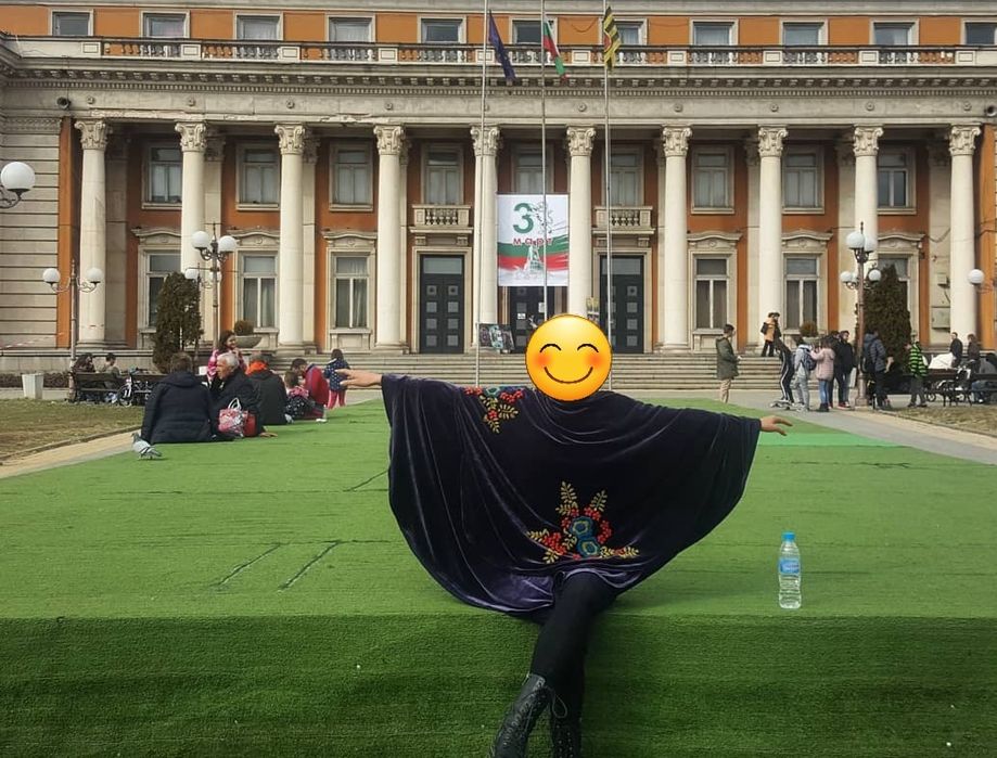 плюшено дизайнерско почно