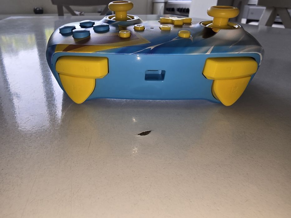 Controller cu cablu Nintendo Switch - Pokémon: Pikachu Charge