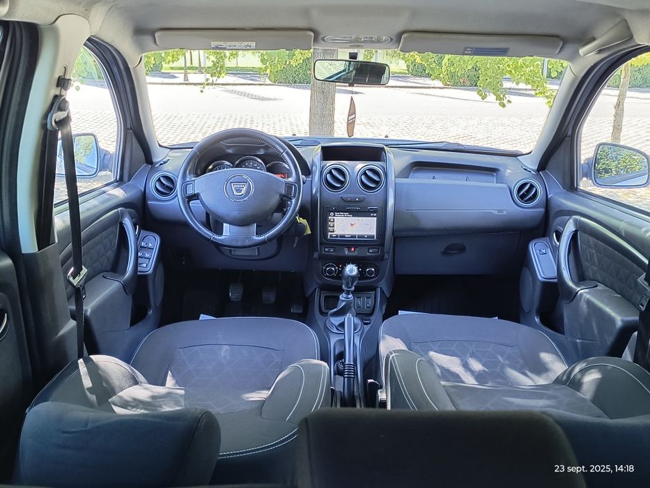 Dacia Duster 4×2 Tractiune Fata An 2014 1.5 dci 110 cp Euro5 Navigaței