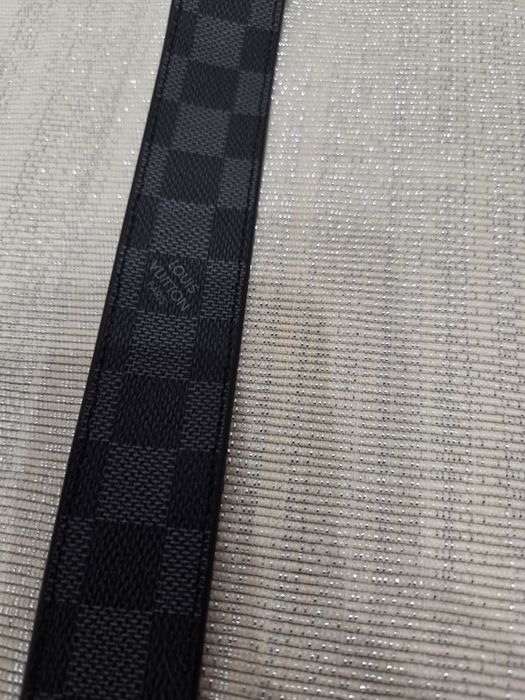 Мъжки колан Louis Vuitton- двулицев 100% кожа