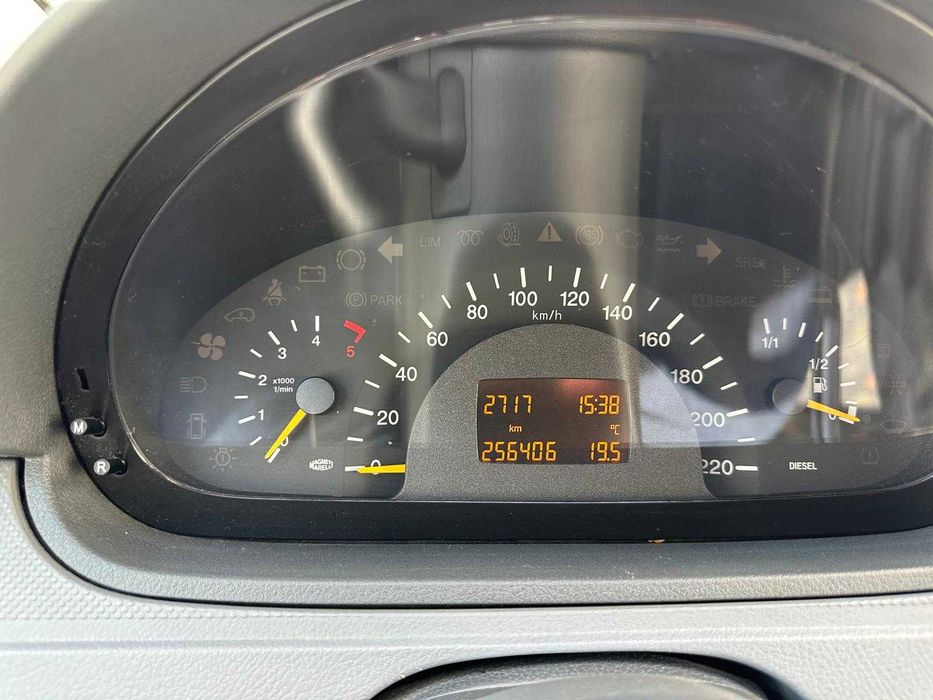 Mercedes VITO 115