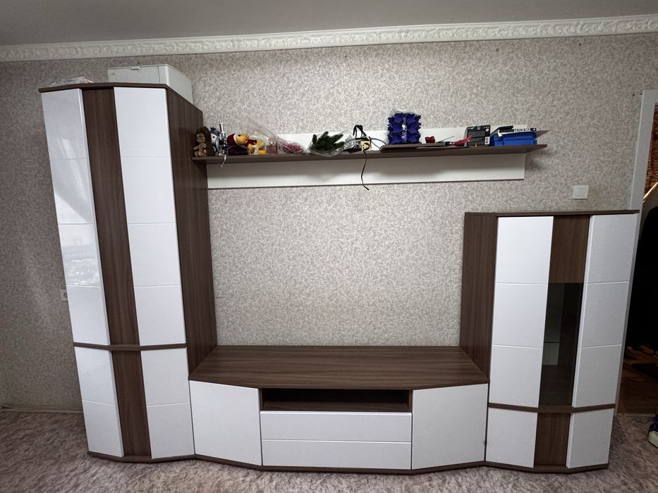 Продам гостиную 100 тыс