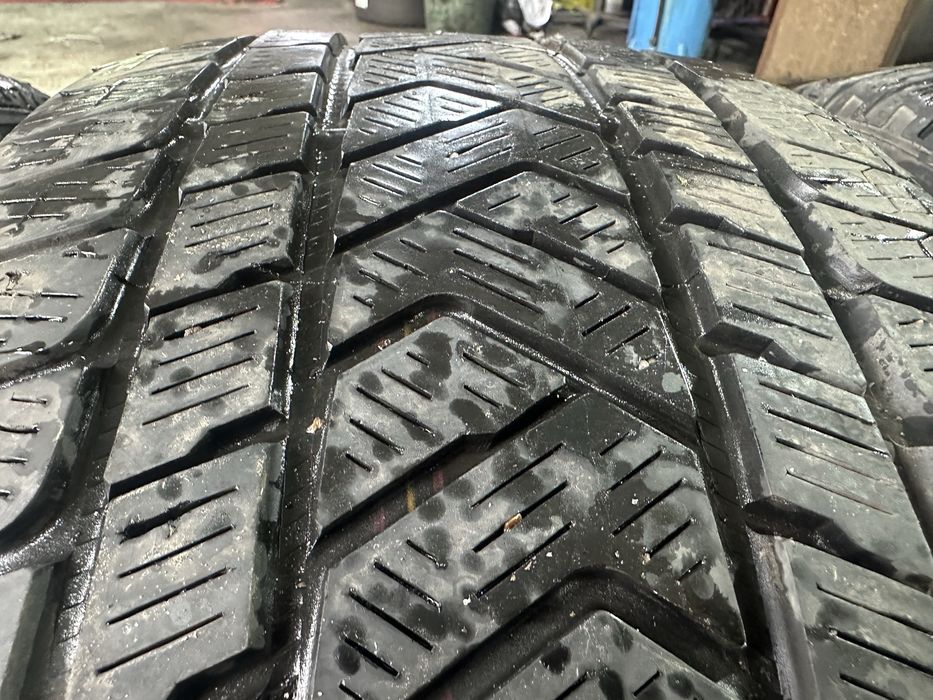 Cauciucuri Iarna 265 45 20(pirelli  scorpion) OEM Mercedes de fabrica