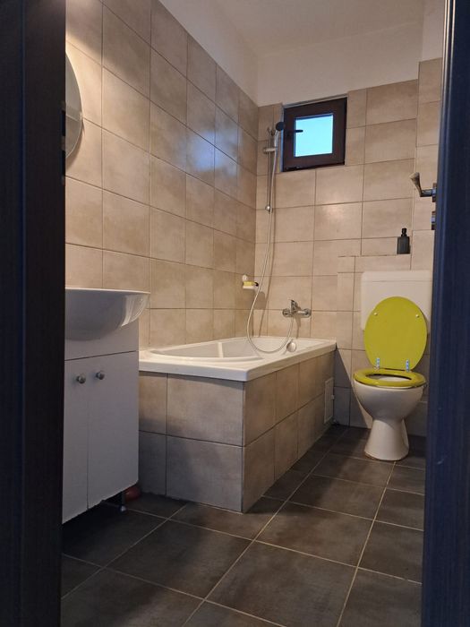 Închiriere apartament Popești Leordeni