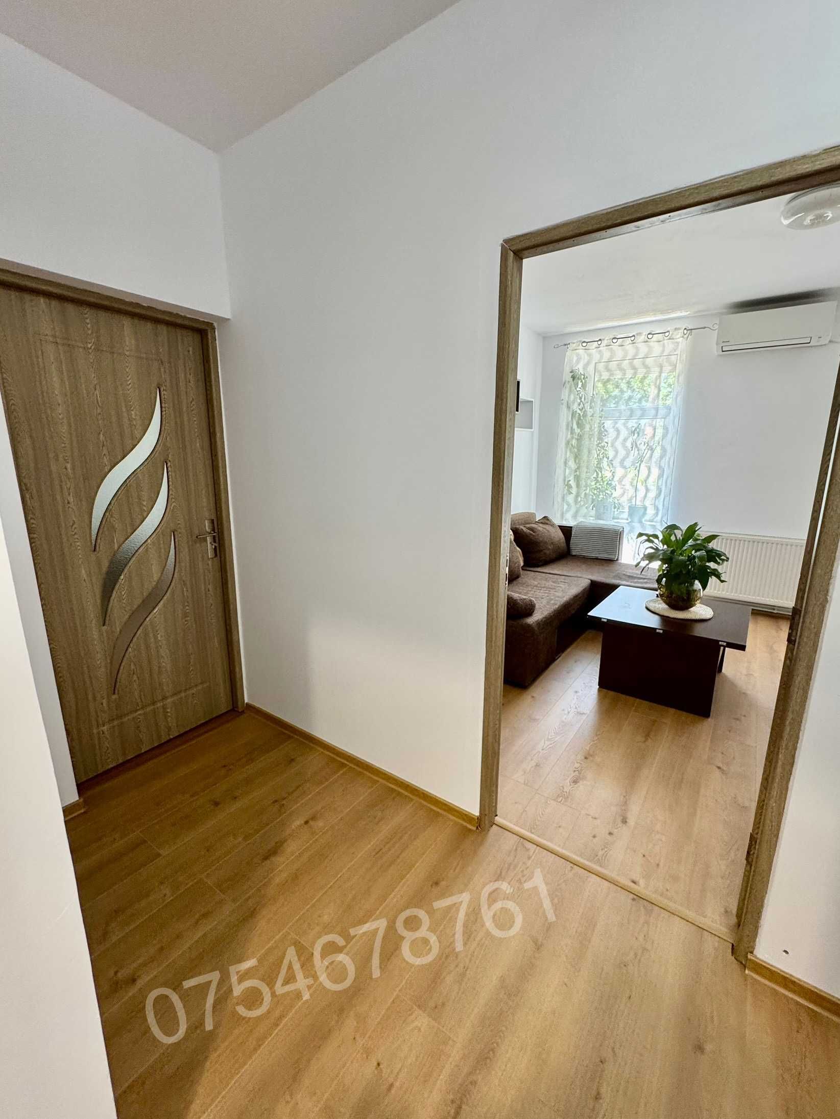 Proprietar - Vand apartament decomandat 2 camere