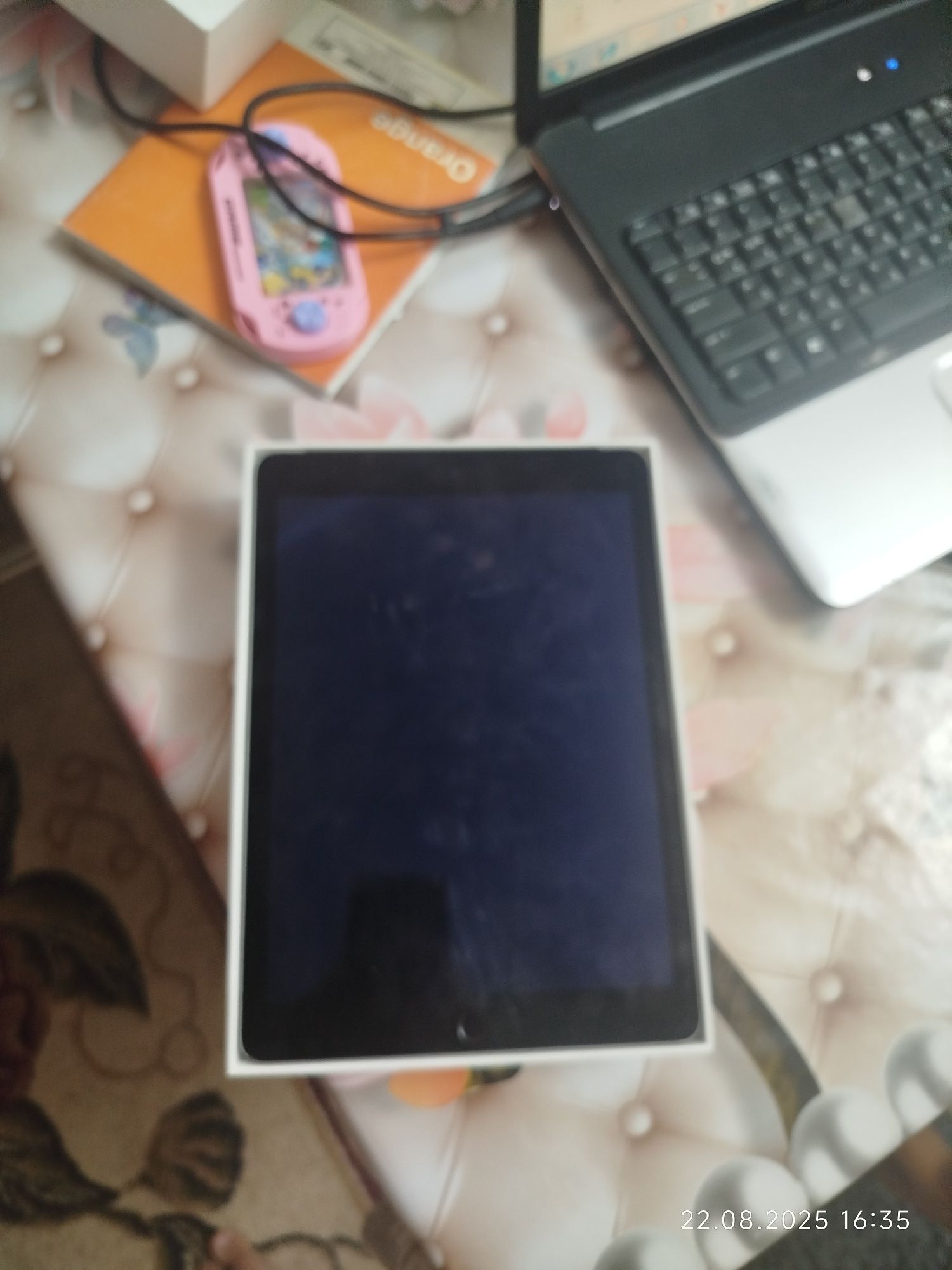 Продаётся Ipad air 2
