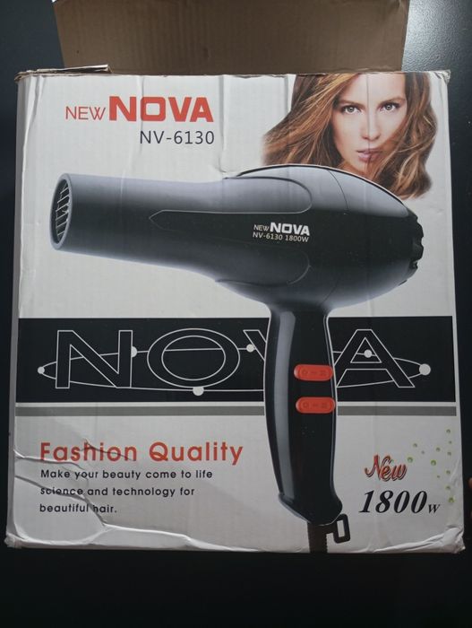 Uscător de Păr Nova NV-6130 cu  Concentrator